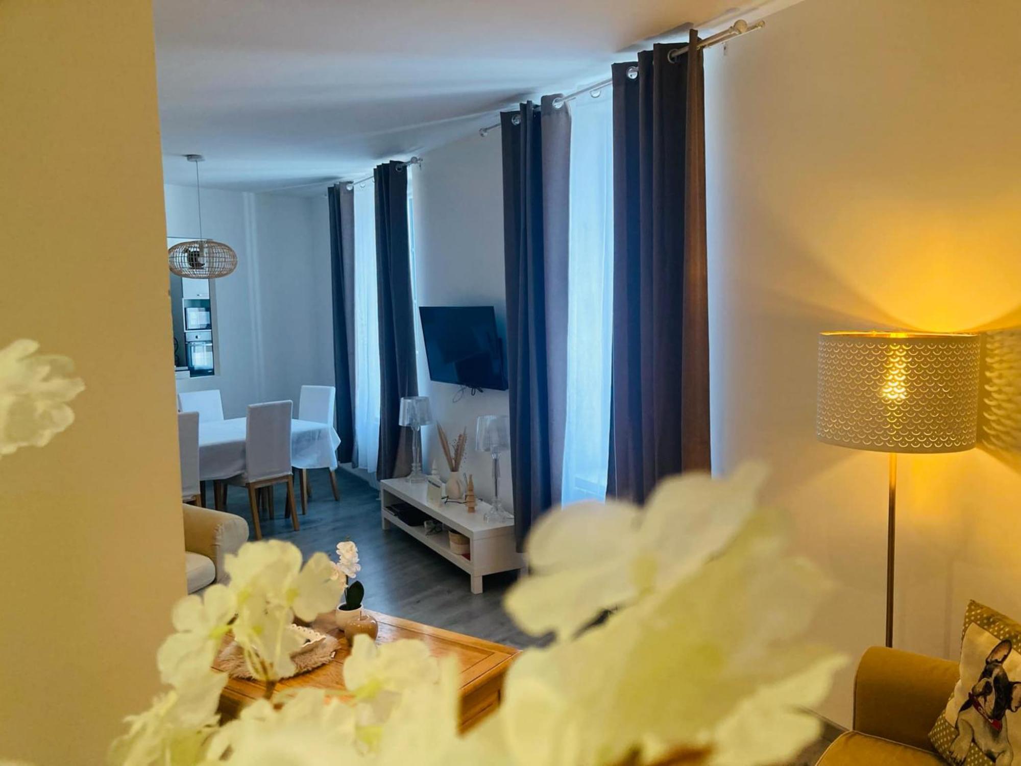 C'Est Une Maison Bleue Carcassonne Zewnętrze zdjęcie