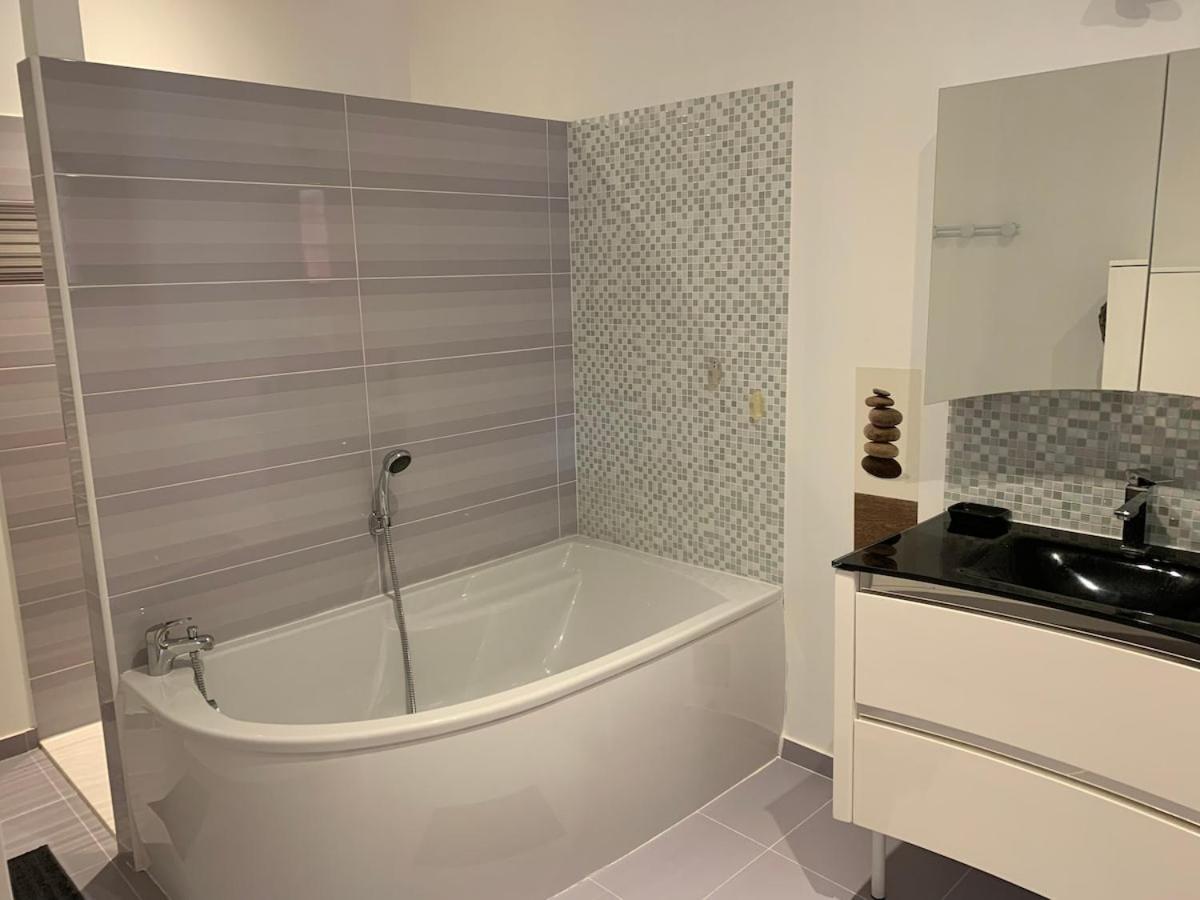 C'Est Une Maison Bleue Carcassonne Zewnętrze zdjęcie