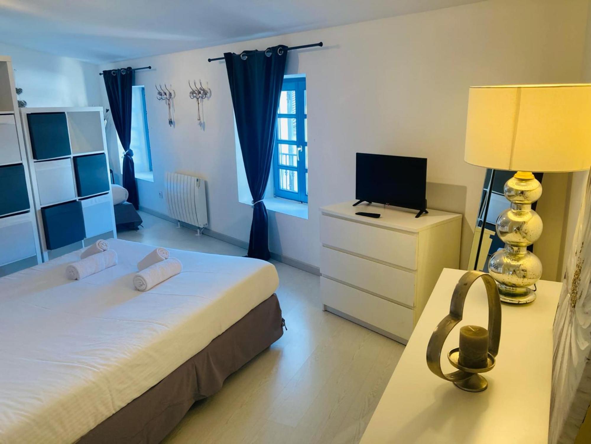 C'Est Une Maison Bleue Carcassonne Zewnętrze zdjęcie